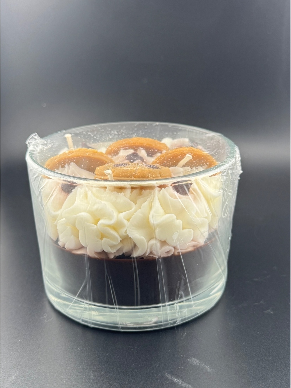 Cream Chocolate Biscuits Scented Candle in Glass Jar - Picture 2 of 4